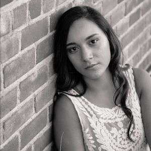 Meet your Posher, Marisa